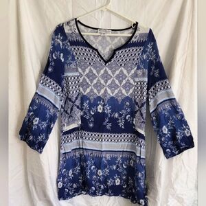 North Style Women's printed blouse